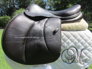 17.5" Voltaire Palm Beach Buffalo, Medium/Wide Tree (2023 Model)