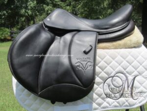 17.5" Voltaire Stuttgart Buffalo, Wide Tree (2019 Model)