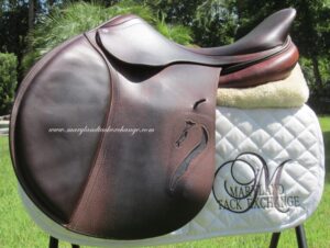 18" Antares Confort, Medium/Wide Tree (2013 Model)