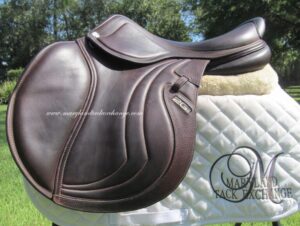 18" CWD 2Gs SE32 Mademoiselle, Medium Tree (2022 Model)