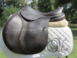 17.5" Antares Contact Buffalo, Medium/Wide Tree (2021 Model)