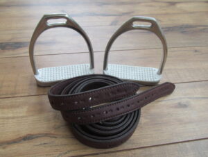 54" M. Toulouse Calf Leathers and Korsteel Irons