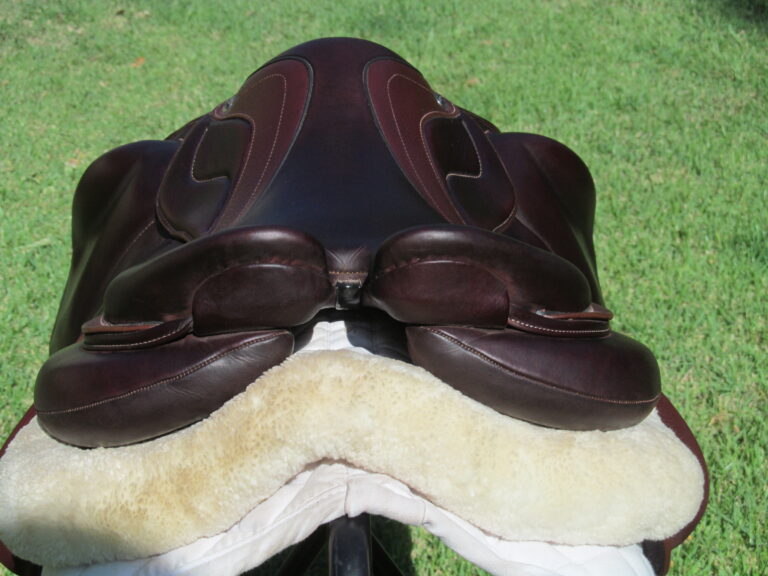 17.5" Devoucoux Enara EVO Monoflap, Medium/Narrow Tree (2025 Model) - Image 11