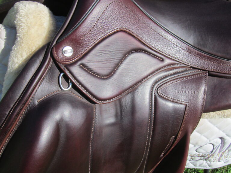 17.5" Devoucoux Enara EVO Monoflap, Medium/Narrow Tree (2025 Model) - Image 3