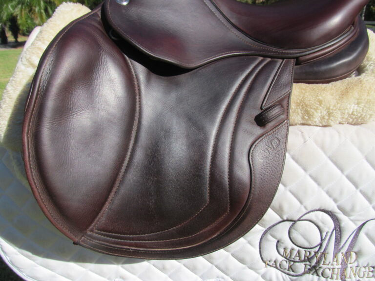 15.5" CWD SE10 Calfskin, Medium Tree (2023 Model) - Image 3