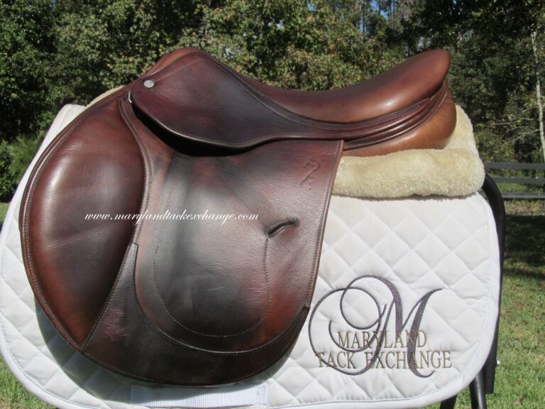 17" Antares Calfskin, Medium Tree