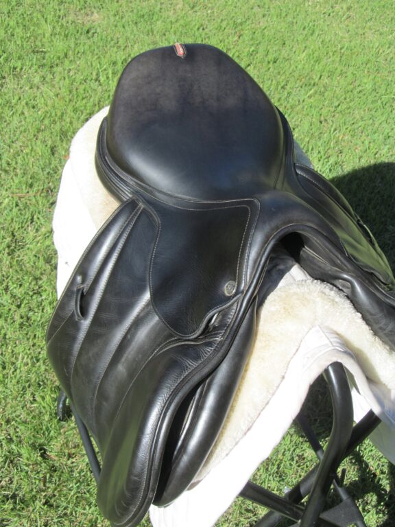 17" Equipe Special One (Black), Medium Tree - Image 7