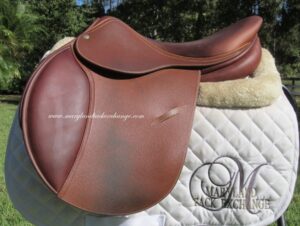 17" Luc Childeric MF, Medium Tree (2012 Model)