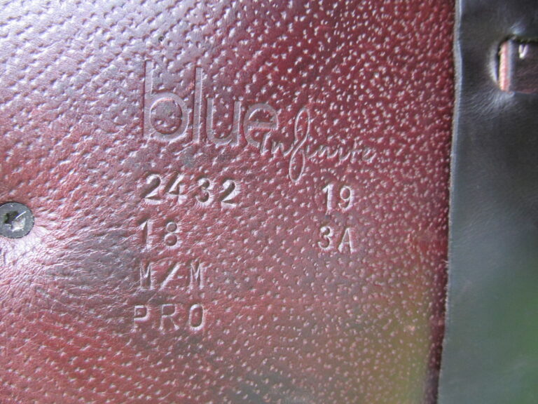 18" Voltaire Blue Infinite Buffalo, Medium Tree (2019 Model) - Image 5