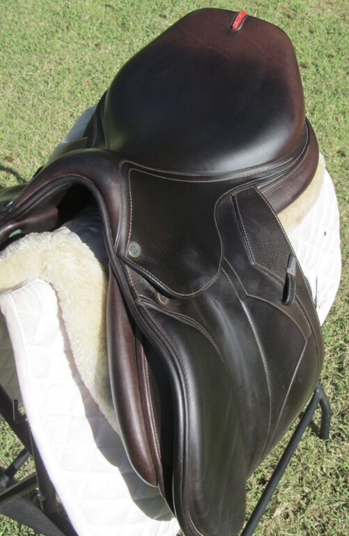 18" Equipe Evolution, Medium/Wide Tree (2022 Model) - Image 7