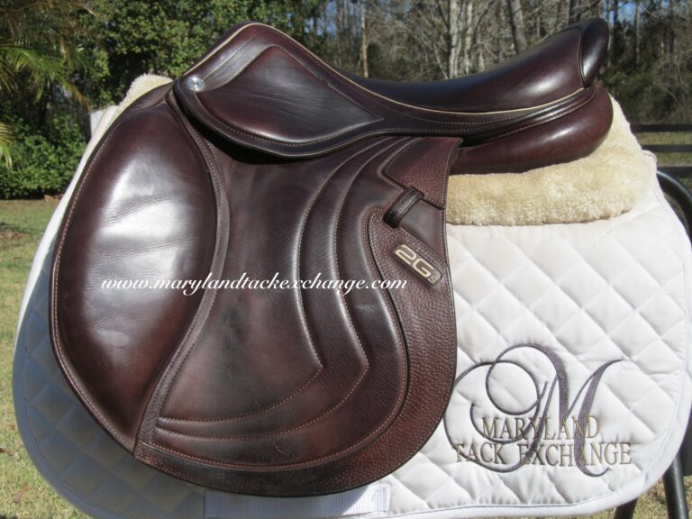 17” CWD SE32 2Gs Mademoiselle, Medium/Narrow Tree (2024 Model)