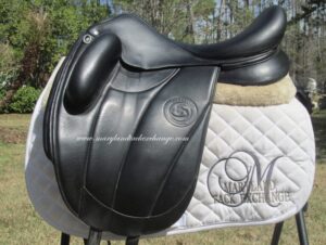 17.5" Forestier Aachen Monoflap, Wide Tree (2023 Model)