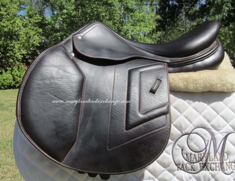 17" Prestige Renaissance M, Medium Tree (2022 Model)