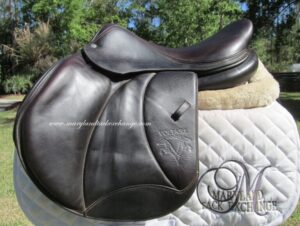 17" Voltaire Stuttgart Calfskin, Medium Tree (2020 Model)