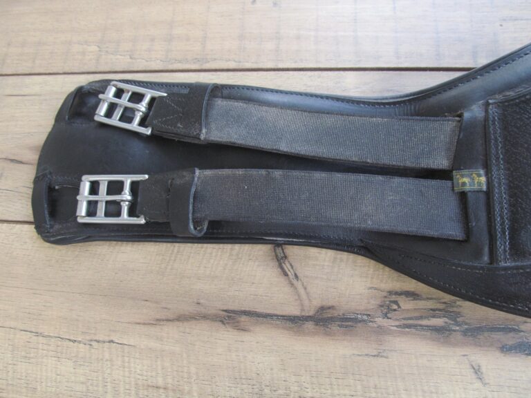 28" Devoucoux Short Black Dressage Girth - Image 6