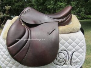 15.5" Stubben Portos Junior, Wide Tree