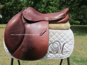 17.5" Stubben Portos De Luxe (Biomex Seat), Medium Tree (2023 Model)