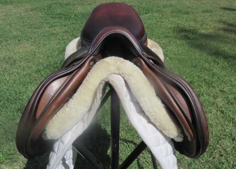 17.5" Devoucoux Socoa Calf, Medium/Wide Tree (2014 Model) - Image 5