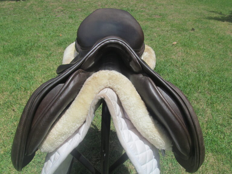 17.5" Stubben Phoenix Elite, Medium Tree - Image 4