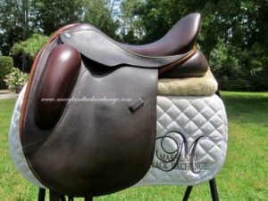 17.5" Trilogy Allegiance (Dk. Brown), Wide Tree (2021 Model)
