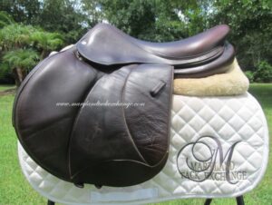 17" Voltaire Palm Beach Calf, Medium Tree (2017 Model)