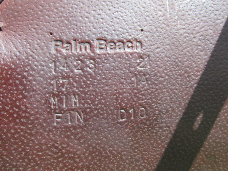 17" Voltaire Palm Beach Buffalo (Brand New), Medium Tree (2021 Model) - Image 5