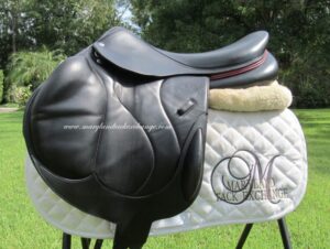 18" Devoucoux Chiberta (Black), Wide Tree (2020 Model)