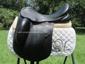 18" County Epiphany XTR, Medium/Wide Tree (2020 Model)