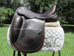18" Trilogy Ethos (Dk. Brown), Medium Tree (2022 Model)