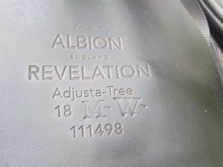 18" Albion Revelation Adjusta, Medium/Wide (2020 Model) - Image 9