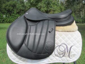 17.5" Forestier Seoul (Black), Medium/Wide Tree (2023 Model)