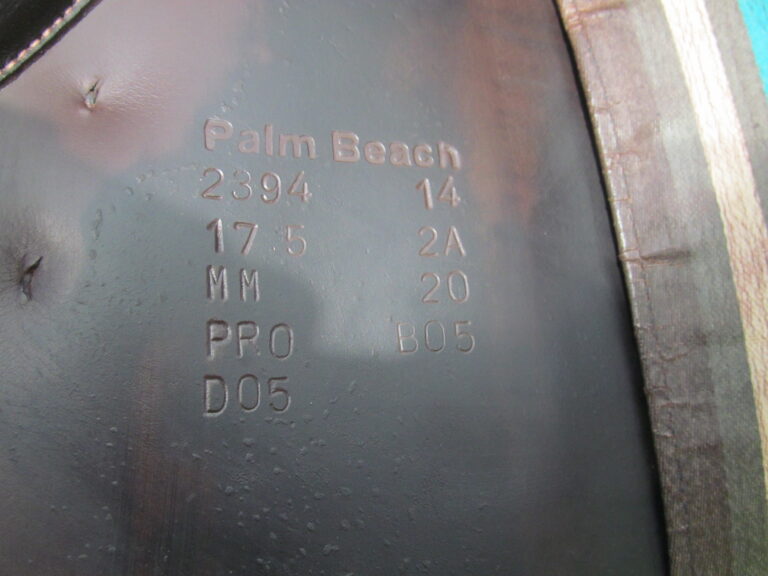17.5" Voltaire Palm Beach Calf, Medium Tree (2014 Model) - Image 4